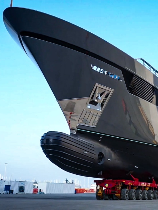 hv unbalanced yacht