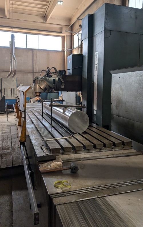 Duplex steel anchor shank during CNC machining at Posidonia